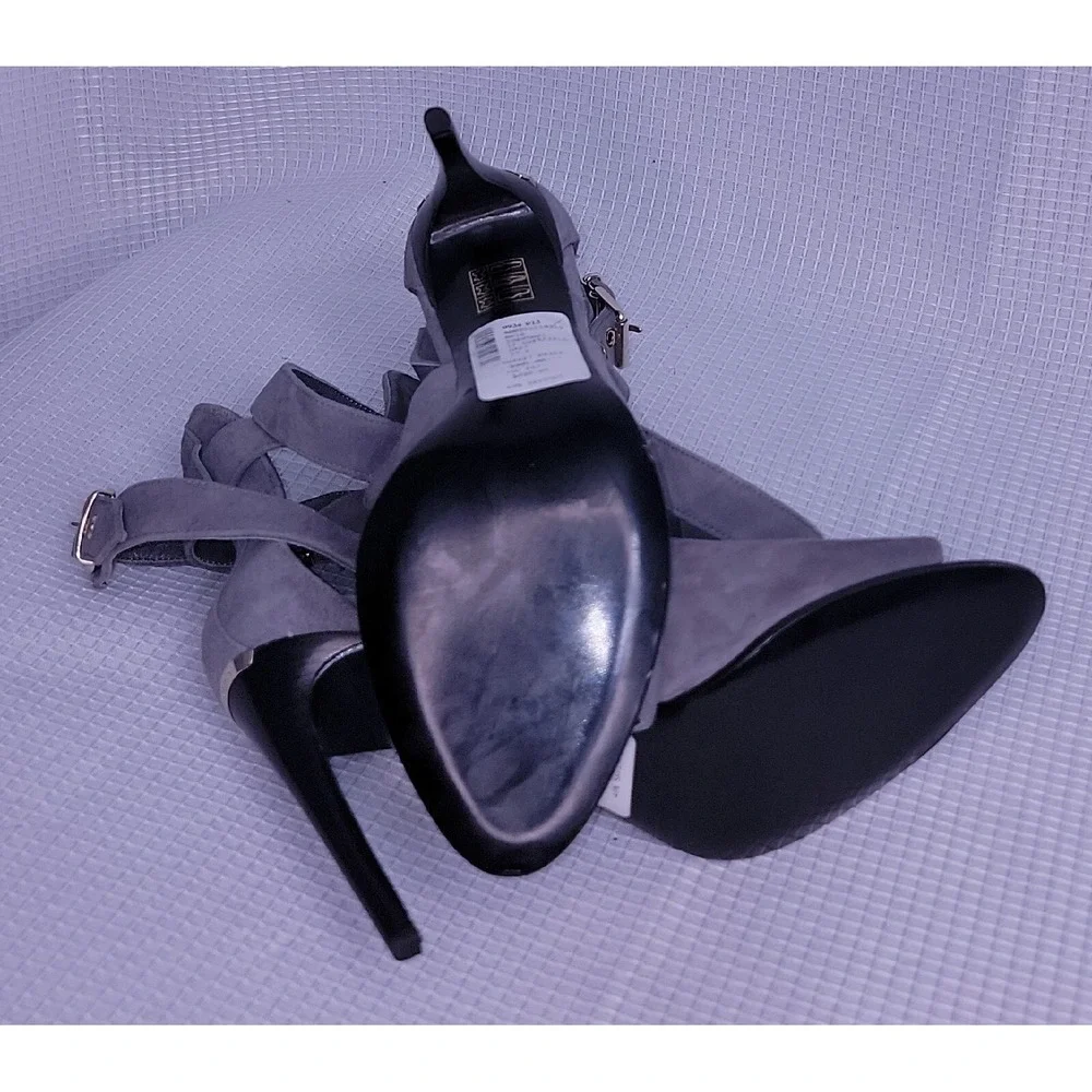 NEW Burberry Open Toe Strappy Gray Heeled Booties US 7.5 / EU 37.5 $995 - Picture 11 of 13